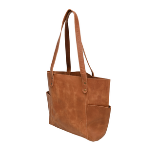Jolie Leather Tote, side angle, tote bag, leather tote bag, tote bag leather, leather tote, genuine leather, luxury bag, handmade bag, fashion, leather purses, liamandlana.com