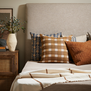 Ezra Pillow 22" x 22" - Wheat, front side, throw pillow, linen, plain pillow, brown, beige, sustainable, fill included, liamandlana.com