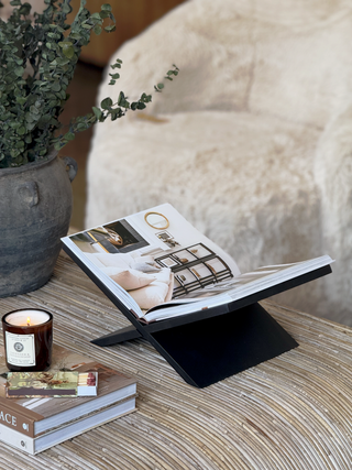 Villa Book Stand