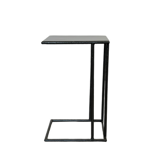 Meadow C-Table, front side, accent table, living room table, sofa table, c shaped, metal, black, sustainable, liamandlana.com