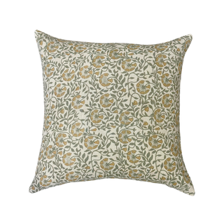 Skylar Pillow 22" x 22"