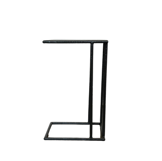 Meadow C-Table, side, accent table, living room table, sofa table, c shaped, metal, black, sustainable, liamandlana.com 